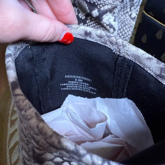 Steve Madden Dexie Slim Fit Knee High Block Heel Boot - Picture 7 of 10